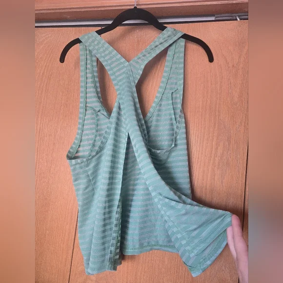 Zyia Active Workout Tank - Picture 3 of 4